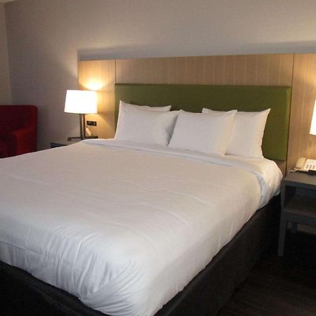 Country Inn & Suites By Radisson, Dunbar - Charleston Екстериор снимка