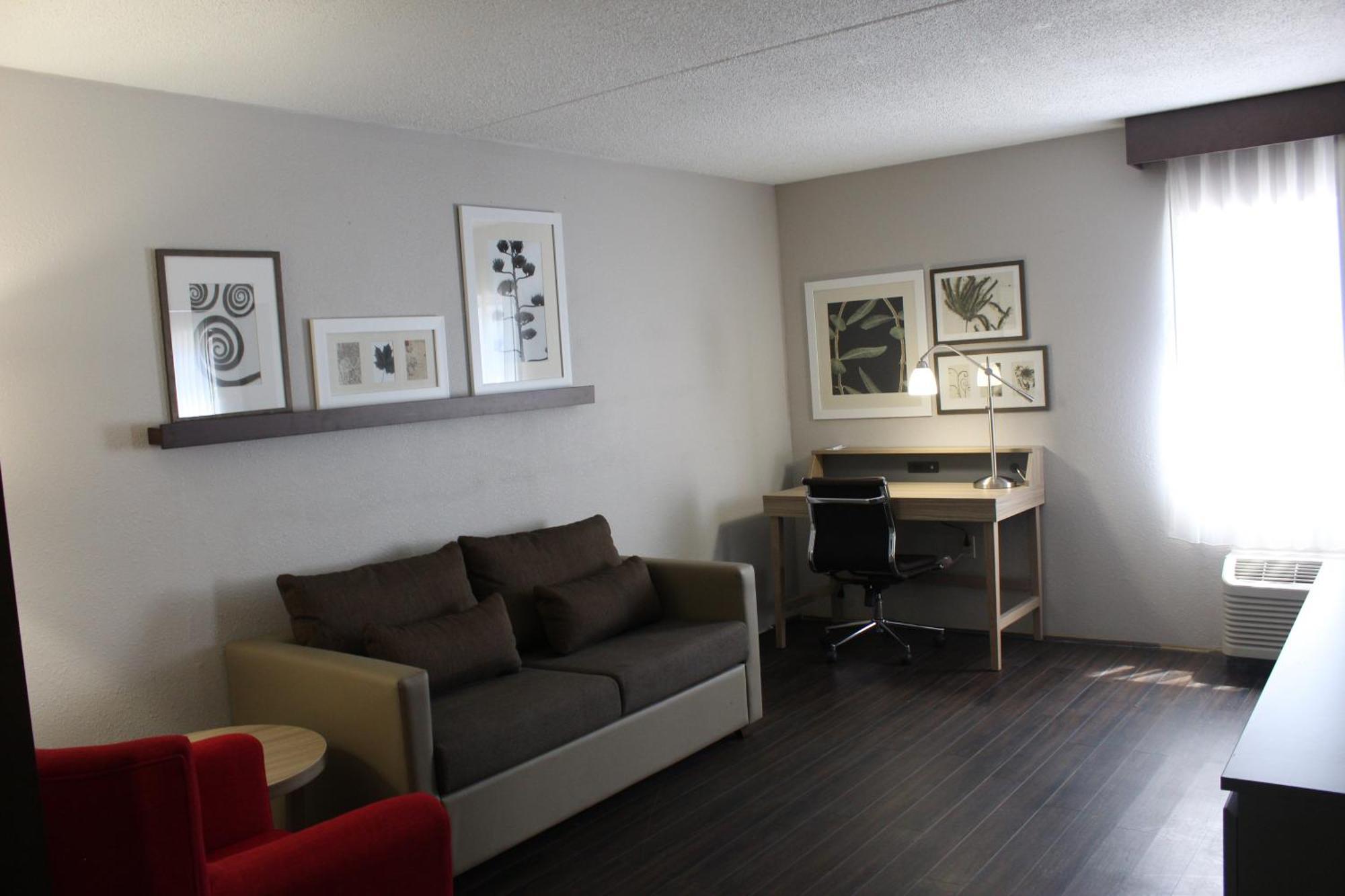 Country Inn & Suites By Radisson, Dunbar - Charleston Екстериор снимка