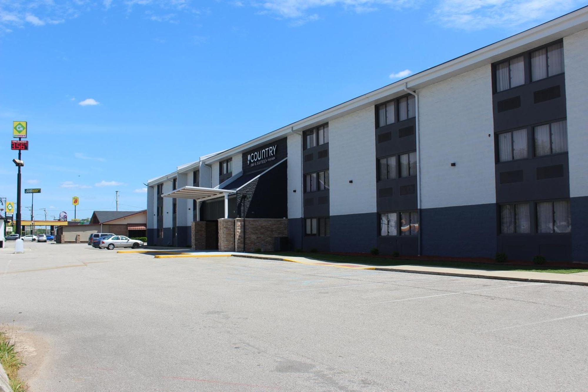 Country Inn & Suites By Radisson, Dunbar - Charleston Екстериор снимка