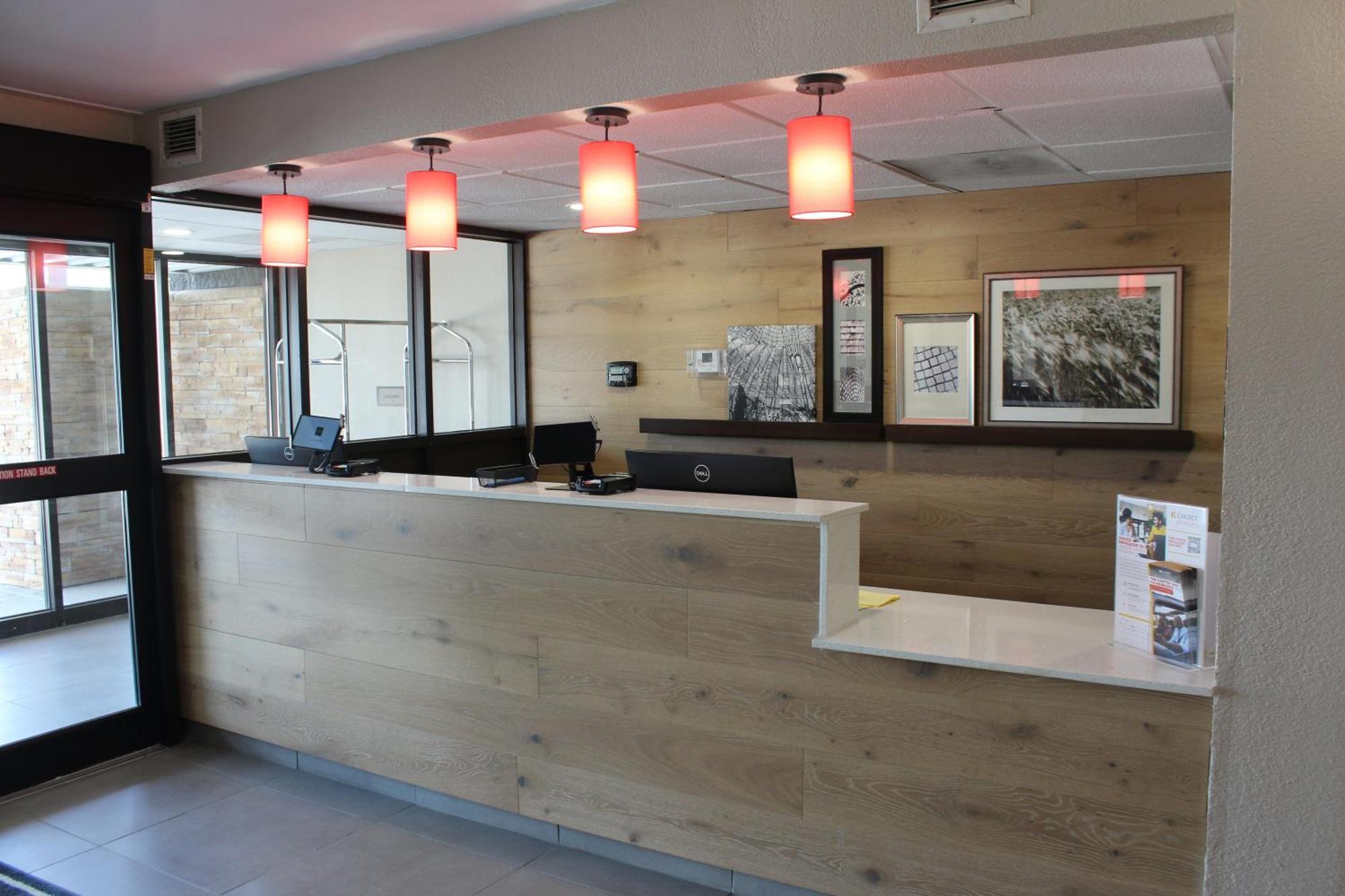 Country Inn & Suites By Radisson, Dunbar - Charleston Екстериор снимка