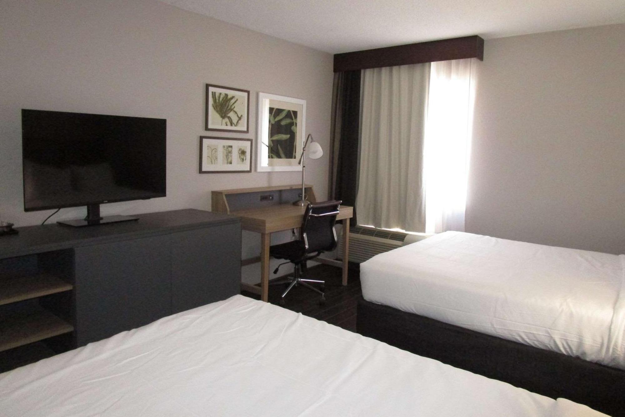 Country Inn & Suites By Radisson, Dunbar - Charleston Екстериор снимка